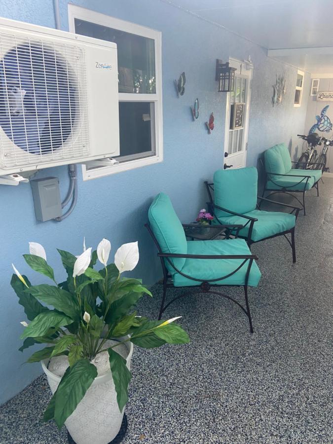 Beautiful And Comfortable Rom Apt # 2 Tampa Esterno foto