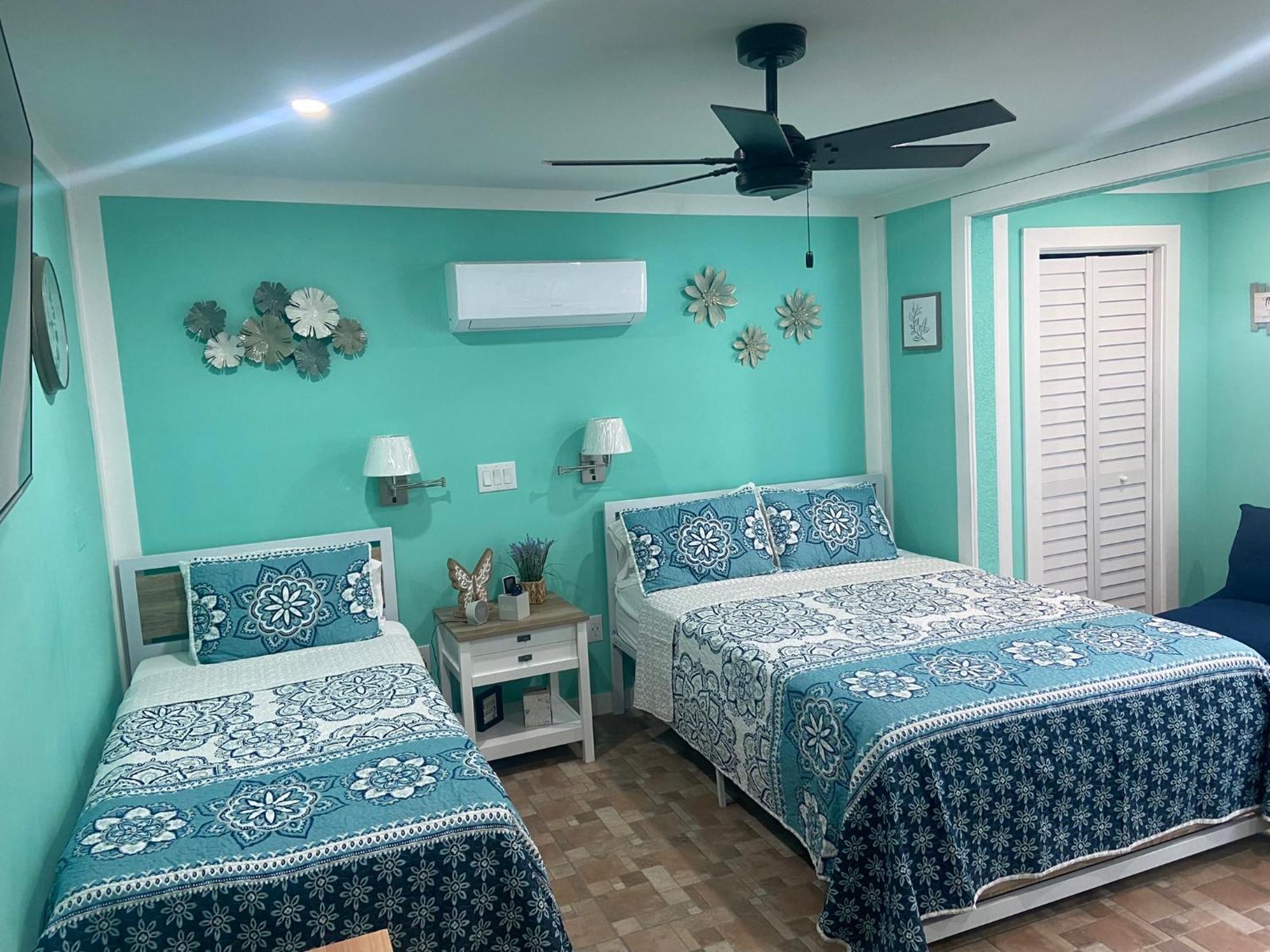 Beautiful And Comfortable Rom Apt # 2 Tampa Esterno foto
